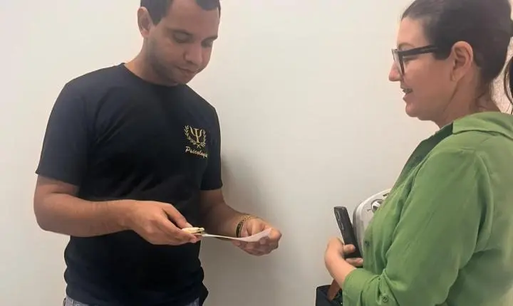 AÇÃO DO SETEMBRO AMARELO INCENTIVA SERVIDORES DE ITAIPULÂNDIA A CUIDAREM DA SAÚDE EMOCIONAL