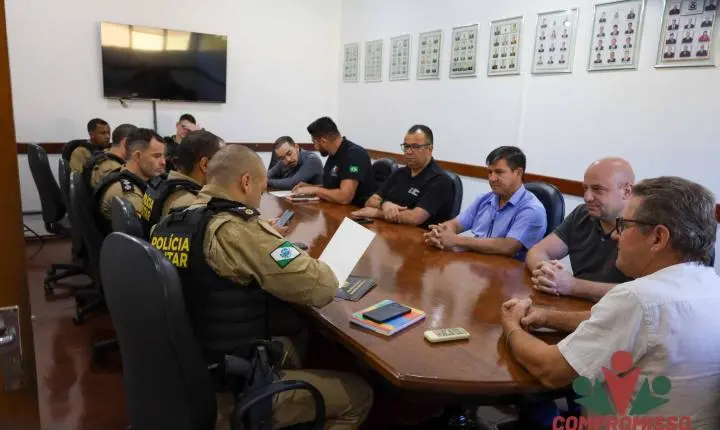 AÇÕES RELACIONADAS A SEGURANÇA PÚBLICA DE MISSAL SÃO DISCUTIDAS EM REUNIÃO COM COMANDO REGIONAL DA PM
