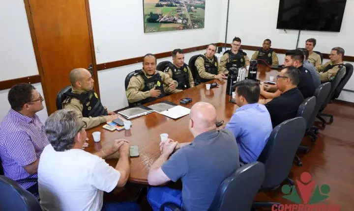 AÇÕES RELACIONADAS A SEGURANÇA PÚBLICA DE MISSAL SÃO DISCUTIDAS EM REUNIÃO COM COMANDO REGIONAL DA PM