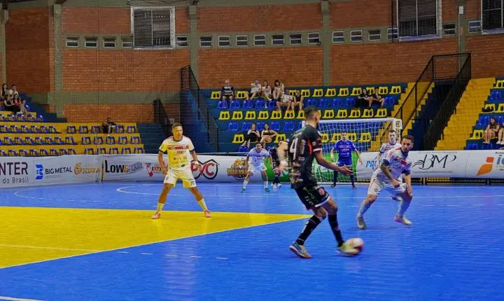 AFI UNIGUAÇU ITAIPULÂNDIA ENFRENTA CASCAVEL FUTSAL NAS OITAVAS DA SÉRIE OURO