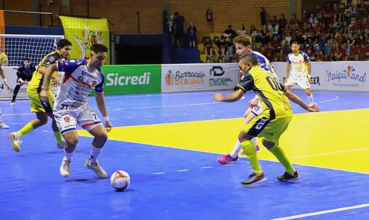 AFI UNIGUAÇU ITAIPULÂNDIA FUTSAL É SUPERADO PELO SÃO MIGUEL PELA SÉRIE OURO