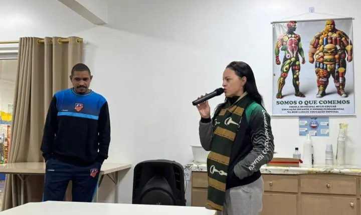 ALUNOS DA ESCOLA MULTI-EDUCAR ENCERRAM PROJETO “FUTSAL PARA TODOS” COM PALESTRA DE ATLETA PROFISSIONAL EM ITAIPULÂNDIA
