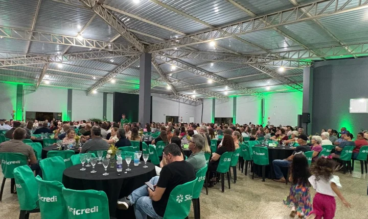 Assembleia do Sicredi em Itaipulândia apresenta resultados e reúne grande público