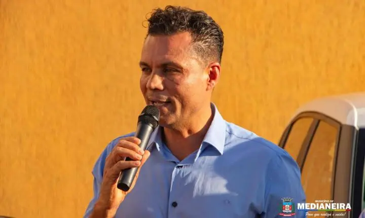 ASSISTÊNCIA SOCIAL DE MEDIANEIRA RECEBE SETE NOVOS VEÍCULOS PARA FORTALECER ATENDIMENTO À POPULAÇÃO