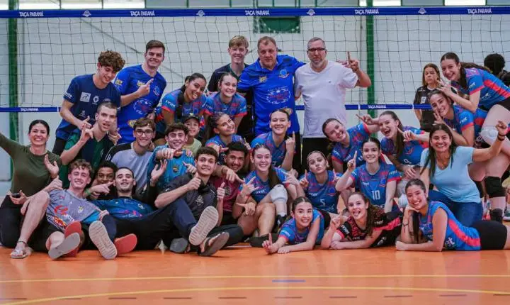 ATLETAS DE SÃO MIGUEL DO IGUAÇU CONQUISTAM OURO NO KICKBOXING E NO VOLEIBOL FEMININO SUB-19