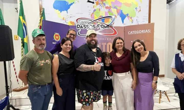 CANTOR PANDA EMOCIONA O BRASIL AO SURPREENDER MENINO DE MATELÂNDIA APÓS VÍDEO VIRAL