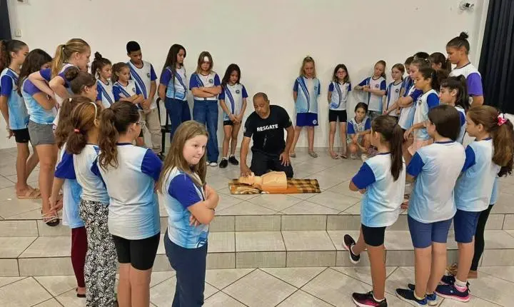 CAPACITAÇÕES EM PRIMEIROS SOCORROS GARANTEM PREPARO DE PROFISSIONAIS DA EDUCAÇÃO EM ITAIPULÂNDIA