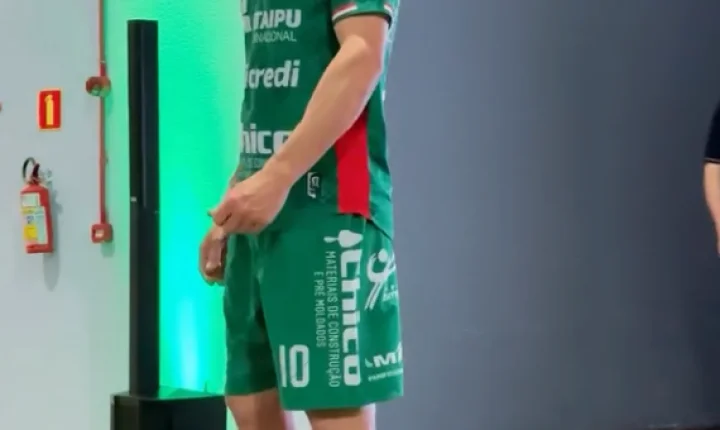 CARAMURU FUTEBOL CLUBE APRESENTA NOVOS UNIFORMES E REFORÇA PROJETO QUE VAI ALÉM DO FUTEBOL
