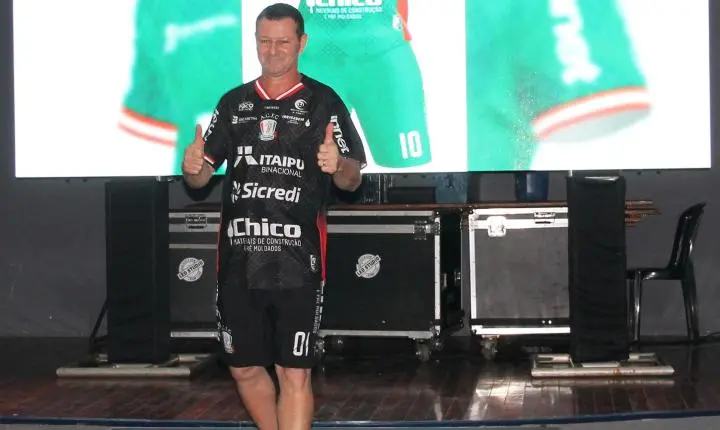 CARAMURU FUTEBOL CLUBE APRESENTA NOVOS UNIFORMES E REFORÇA PROJETO QUE VAI ALÉM DO FUTEBOL