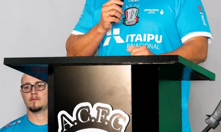 CARAMURU FUTEBOL CLUBE APRESENTA NOVOS UNIFORMES E REFORÇA PROJETO QUE VAI ALÉM DO FUTEBOL