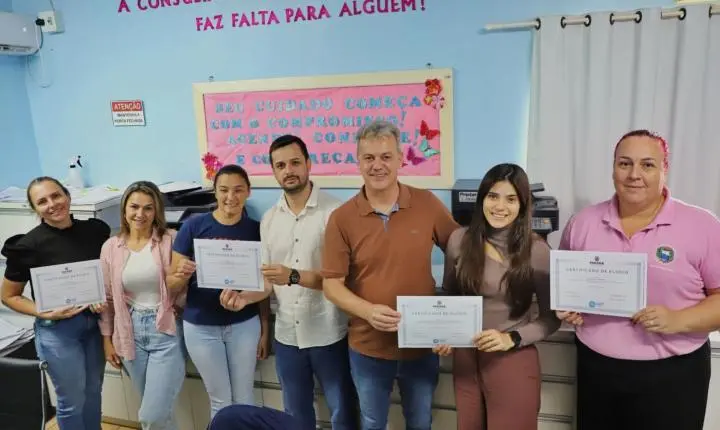 CERTIFICADOS DE ELOGIO RECONHECEM PROFISSIONAIS DA SAÚDE EM ITAIPULÂNDIA