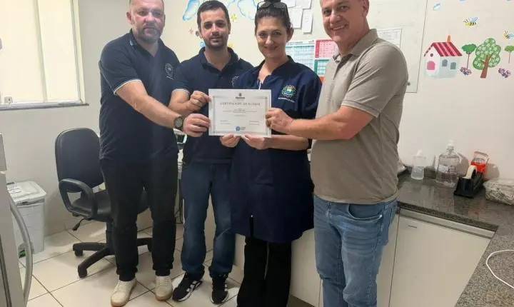 CERTIFICADOS DE ELOGIO RECONHECEM PROFISSIONAIS DA SAÚDE EM ITAIPULÂNDIA