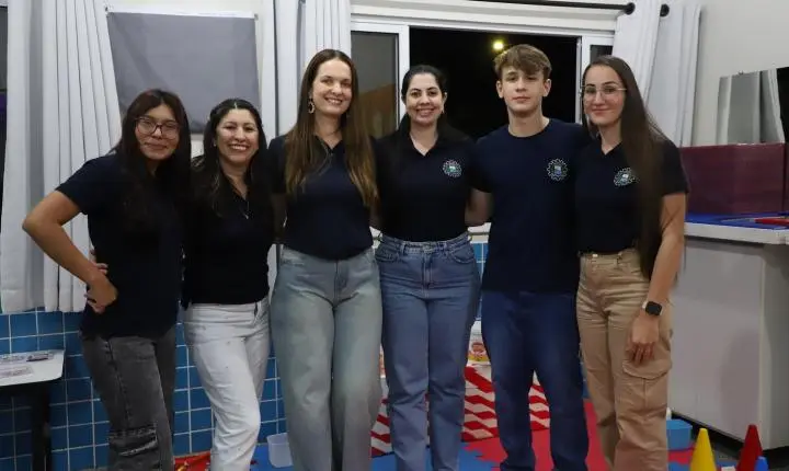 CMEIGI ENCERRA SEMANA DA CRIANÇA COM A 2ª NOITE DA FAMÍLIA EM ITAIPULÂNDIA