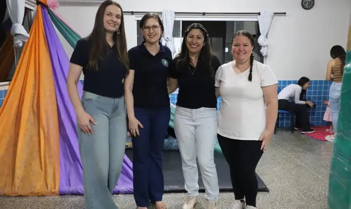 CMEIGI ENCERRA SEMANA DA CRIANÇA COM A 2ª NOITE DA FAMÍLIA EM ITAIPULÂNDIA
