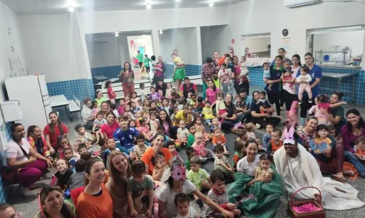 CMEIGI ENCERRA SEMANA DA CRIANÇA COM A 2ª NOITE DA FAMÍLIA EM ITAIPULÂNDIA
