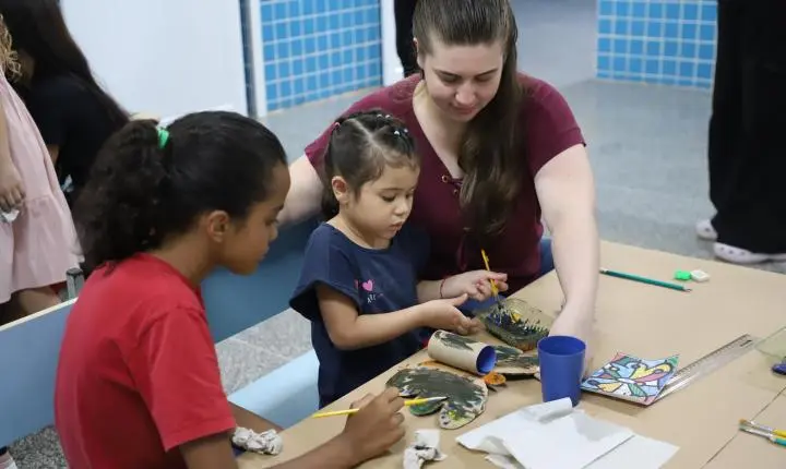CMEIGI ENCERRA SEMANA DA CRIANÇA COM A 2ª NOITE DA FAMÍLIA EM ITAIPULÂNDIA