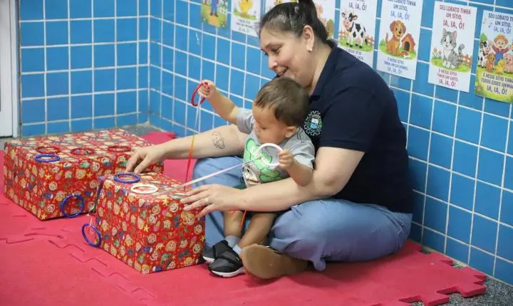 CMEIGI ENCERRA SEMANA DA CRIANÇA COM A 2ª NOITE DA FAMÍLIA EM ITAIPULÂNDIA
