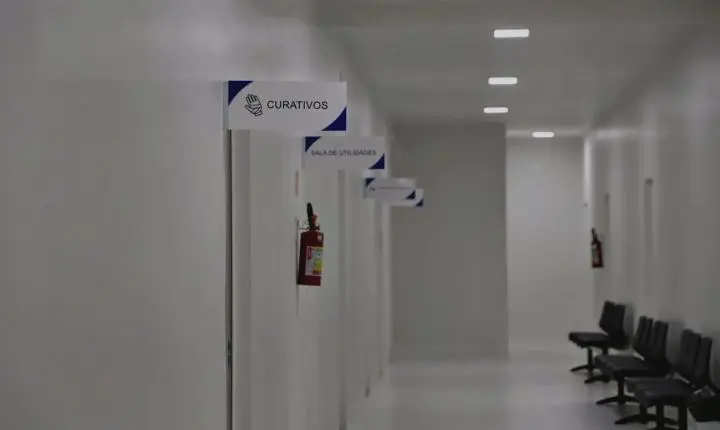COM INVESTIMENTO DE R$ 9,3 MILHÕES, CENTRO DE SAÚDE GENI TEREZINHA BASSO ESTÁ EM PLENO FUNCIONAMENTO EM ITAIPULÂNDIA