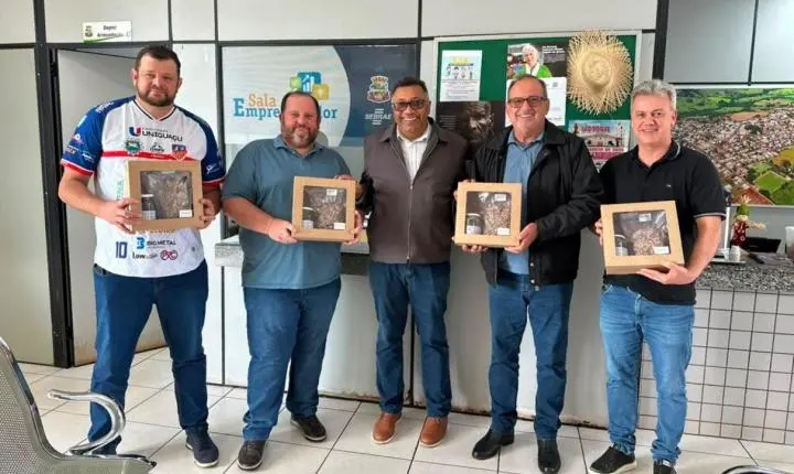 COMITIVA DE ITAIPULÂNDIA REALIZA VISITA INSTITUCIONAL A RAMILÂNDIA PARA TROCA DE EXPERIÊNCIAS