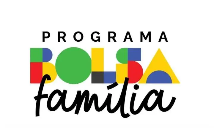 CRAS DE ITAIPULÂNDIA REALIZA ATUALIZAÇÃO DO CADASTRO ÚNICO PARA BENEFICIÁRIOS DO BOLSA FAMÍLIA