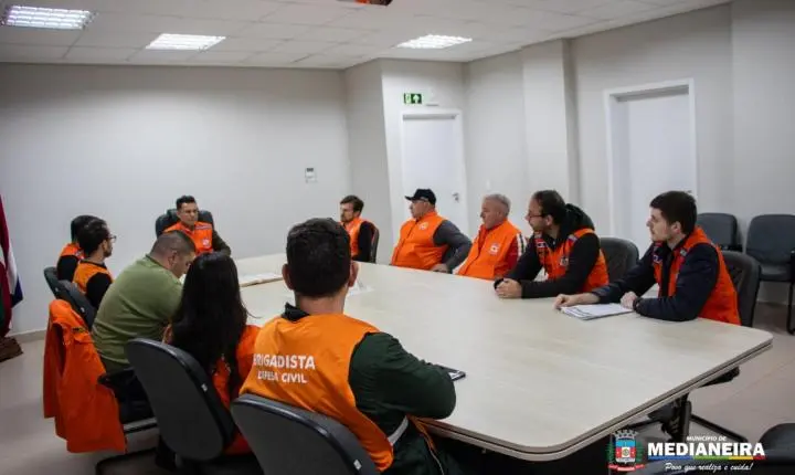 DEFESA CIVIL DE MEDIANEIRA DEFINE AÇÕES PREVENTIVAS PARA ENFRENTAMENTO DE RISCOS CLIMÁTICOS