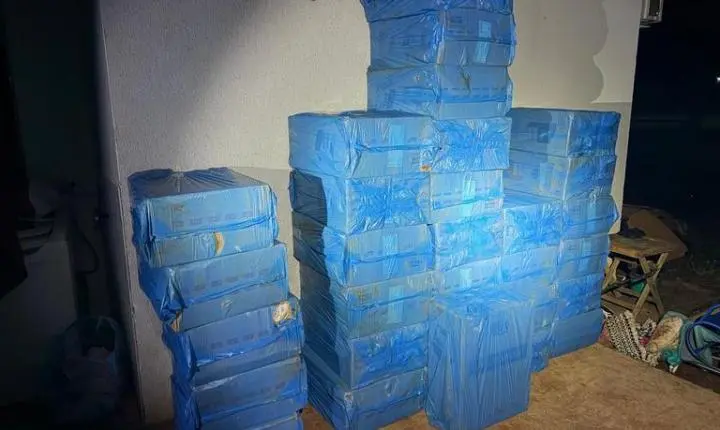 DEPÓSITO CLANDESTINO É DESCOBERTO E 15,5 MIL MAÇOS DE CIGARROS SÃO APREENDIDOS EM ITAIPULÂNDIA