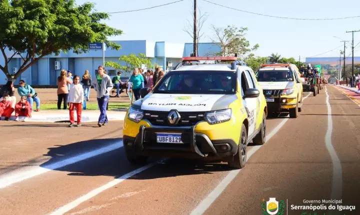 DESFILE DE 7 DE SETEMBRO REÚNE COMUNIDADE E CELEBRA 204 ANOS DA INDEPENDÊNCIA DO BRASIL EM SERRANÓPOLIS DO IGUAÇU