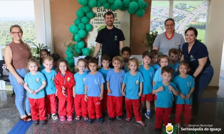 DIA DA ÁRVORE É MARCADO COM DISTRIBUIÇÃO GRATUITA DE MUDAS EM SERRANÓPOLIS DO IGUAÇU