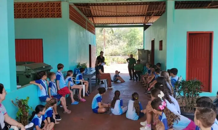 EDUCAÇÃO AMBIENTAL LEVA ALUNOS AO VIVEIRO MUNICIPAL DE SÃO JOSÉ DO ITAVÓ