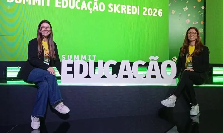 EDUCAÇÃO DE ITAIPULÂNDIA PARTICIPA DO SUMMIT EDUCAÇÃO SICREDI 2026