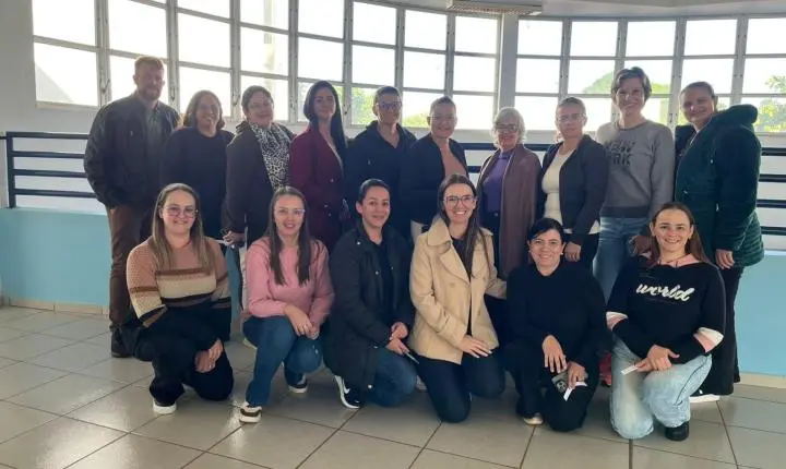EDUCAÇÃO INFANTIL REALIZA 3º ENCONTRO DE FORMAÇÃO DO PROLEEI EM ITAIPULÂNDIA