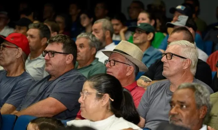 ENCONTRO ANUAL REFORÇA APOIO DE ITAIPU A PESCADORES DO RESERVATÓRIO