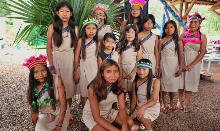 ESCOLA ESTADUAL ARANDU RENDA REALIZA ABERTURA DA 8ª SEMANA CULTURAL INDÍGENA EM ITAIPULÂNDIA
