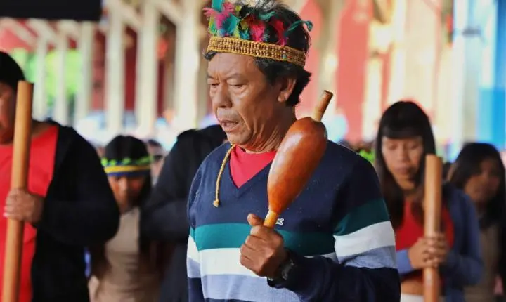 ESCOLA ESTADUAL ARANDU RENDA REALIZA ABERTURA DA 8ª SEMANA CULTURAL INDÍGENA EM ITAIPULÂNDIA