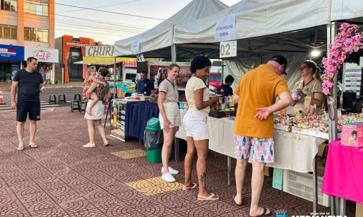 FEIRA MEI MOVIMENTA MEDIANEIRA E FORTALECE COMÉRCIO LOCAL EM SEGUNDA EDIÇÃO