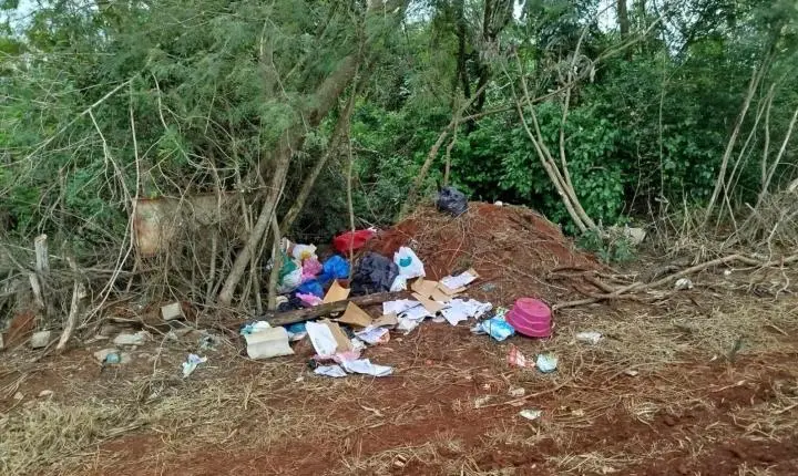 FISCALIZAÇÃO IDENTIFICA PONTOS DE DESCARTE IRREGULAR DE RESÍDUOS EM ITAIPULÂNDIA