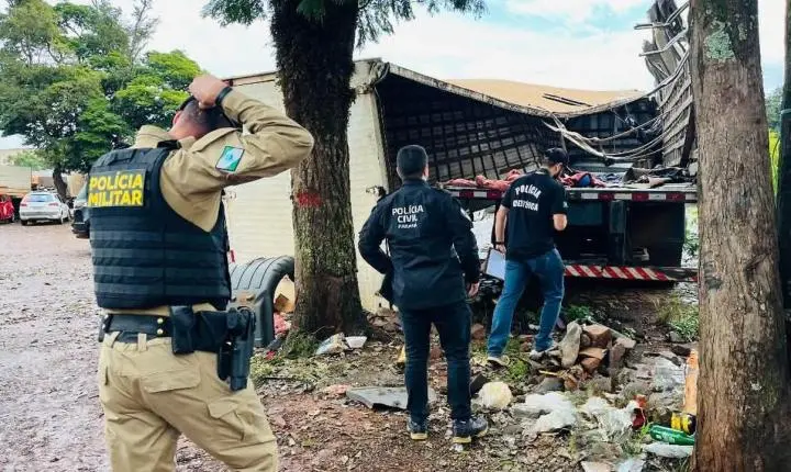FOZ DO IGUAÇU – HOMEM É ENCONTRADO MORTO SOBRE CARRETA EM POSTO DE COMBUSTÍVEIS