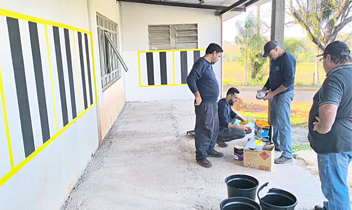 GOVERNO MUNICIPAL DE SÃO MIGUEL REALIZA, PELA PRIMEIRA VEZ, TESTE DE QUALIDADE EM TINTAS UTILIZADAS NAS OBRAS PÚBLICAS