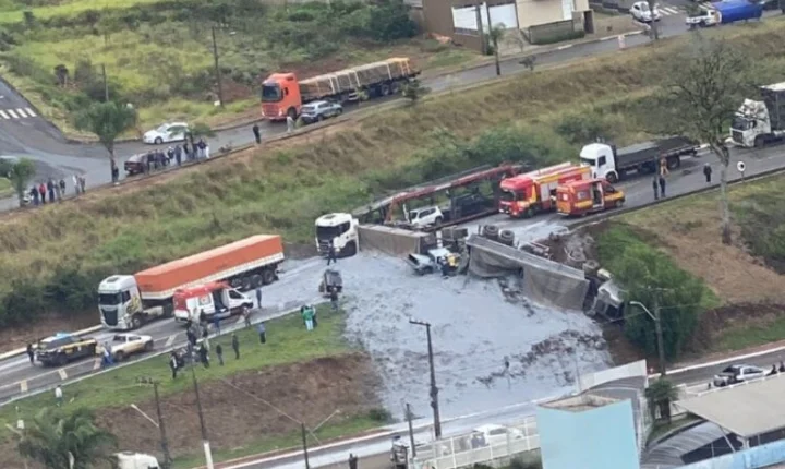 GRAVE COLISÃO COM CARRETA, S10 E JEEP DEIXA CINCO FERIDOS NA BR-282