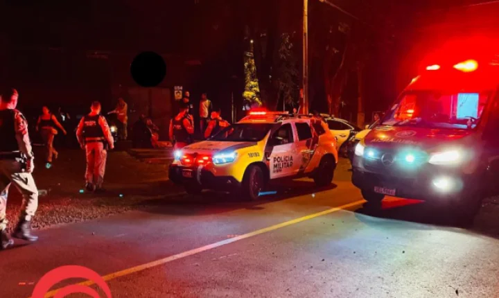 HOMEM É MORTO A TIROS DENTRO DE CARRO EM FOZ DO IGUAÇU