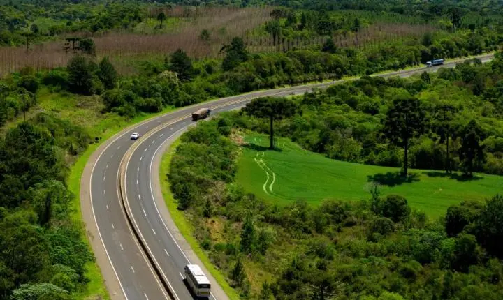 IASIN SINALIZAÇÃO REFORÇA SEGURANÇA NAS RODOVIAS DO INTERIOR DO PARANÁ