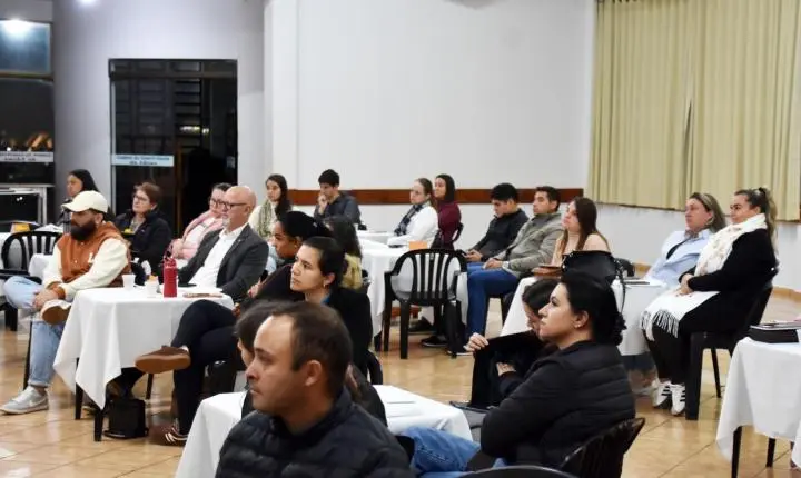 IGREJAS E PODER PÚBLICO SE UNEM EM AÇÃO DE PROTEÇÃO ÀS CRIANÇAS E ADOLESCENTES EM SÃO MIGUEL DO IGUAÇU