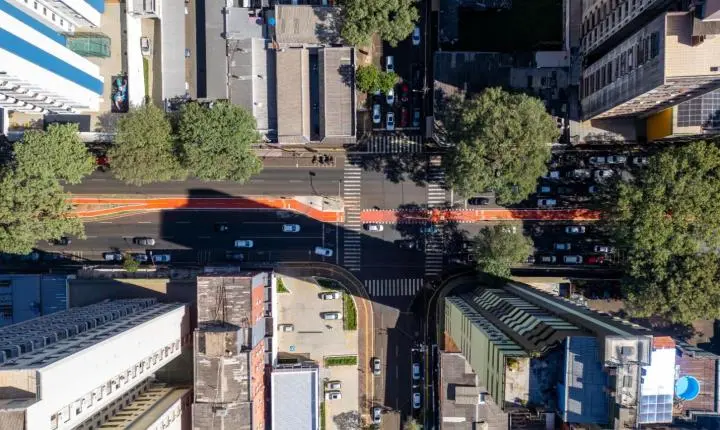 ITAIPU ENTREGA REVITALIZAÇÃO DA AVENIDA JK E TRANSFORMA UM DOS PRINCIPAIS CORREDORES VIÁRIOS DE FOZ DO IGUAÇU