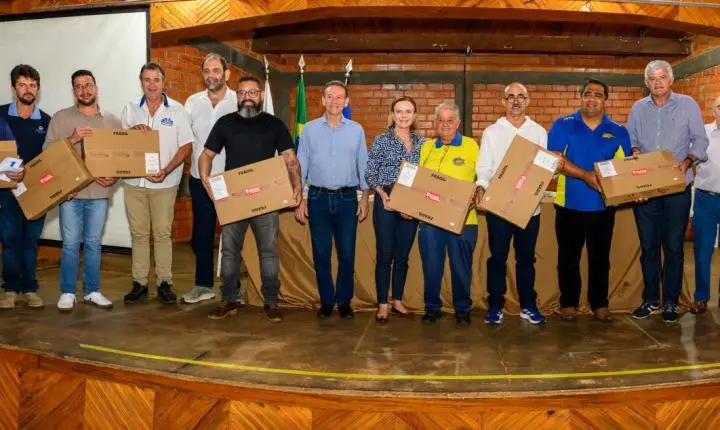 ITAIPU INVESTE R$ 4,6 MILHÕES PARA MODERNIZAR 180 RÁDIOS COMUNITÁRIAS NO PARANÁ