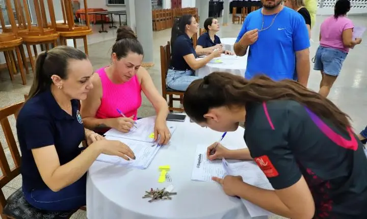 ITAIPULÂNDIA - ADMINISTRAÇÃO MUNICIPAL ENTREGA MAIS 93 EMPENHOS DO PROGRAMA ITAIPULÂNDIA VIVENDO MELHOR