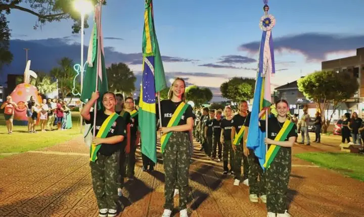 ITAIPULÂNDIA ENTREGA UNIFORMES A 160 ALUNOS DO PROGRAMA GUARDA-VIDAS MIRIM EM CERIMÔNIA OFICIAL