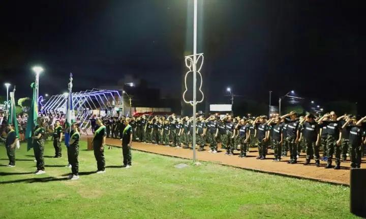 ITAIPULÂNDIA ENTREGA UNIFORMES A 160 ALUNOS DO PROGRAMA GUARDA-VIDAS MIRIM EM CERIMÔNIA OFICIAL