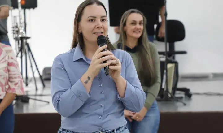 ITAIPULÂNDIA PROMOVE MATINÊ EM HOMENAGEM AO DIA DO IDOSO