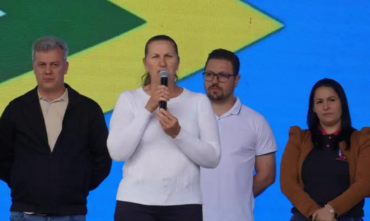 ITAIPULÂNDIA REALIZA DESFILE CÍVICO EM CELEBRAÇÃO À INDEPENDÊNCIA DO BRASIL