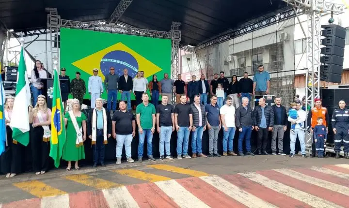 ITAIPULÂNDIA REALIZA DESFILE CÍVICO EM CELEBRAÇÃO À INDEPENDÊNCIA DO BRASIL